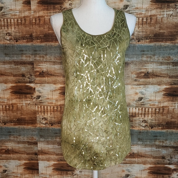 ๐ 3 for $15 Deal! ๐ Luciano Dante green sequin tank top S - Picture 1 of 6